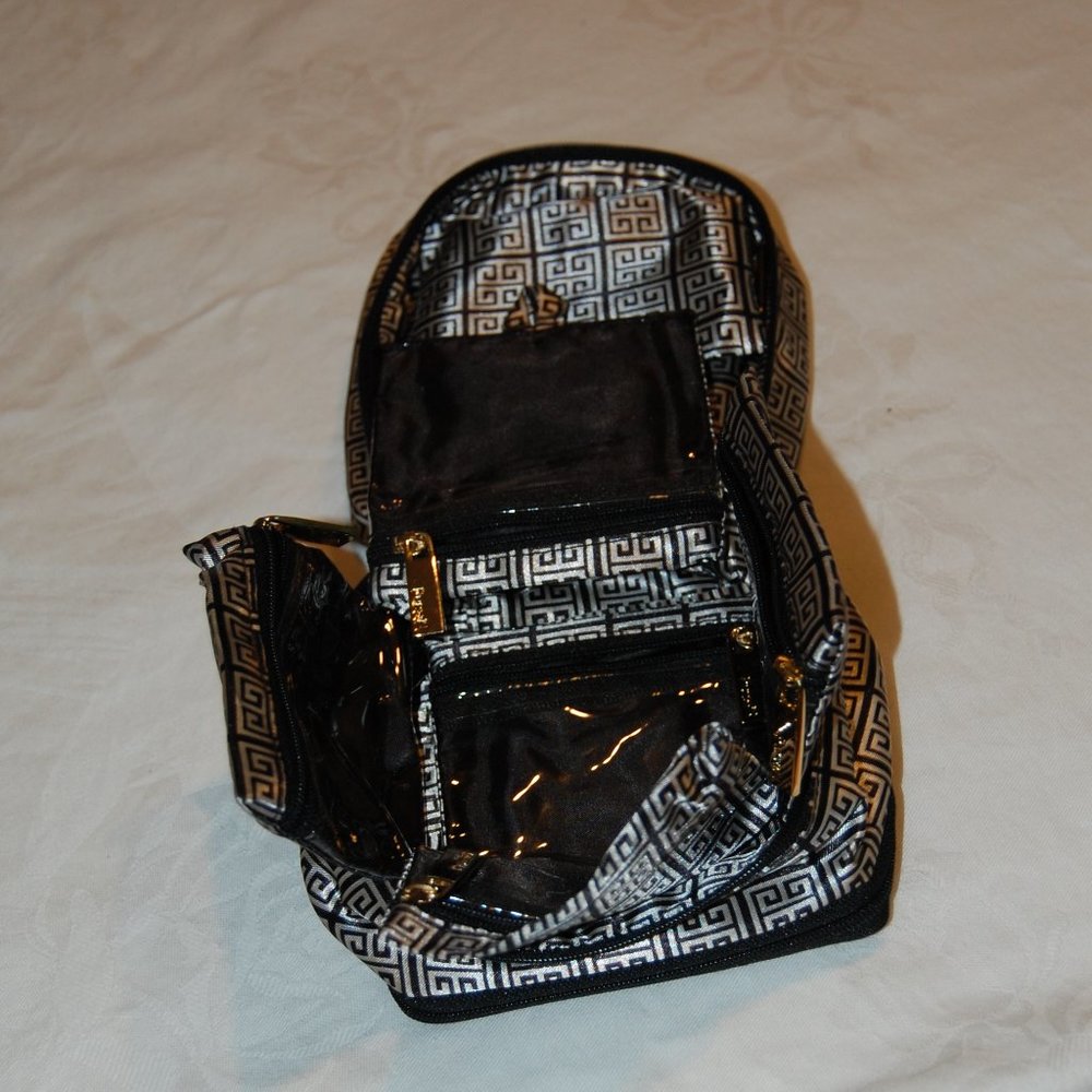 Purse N Make up /Jewelry Bag 4" x 5" x 4 1/2" Black & White - Picture 13 of 16